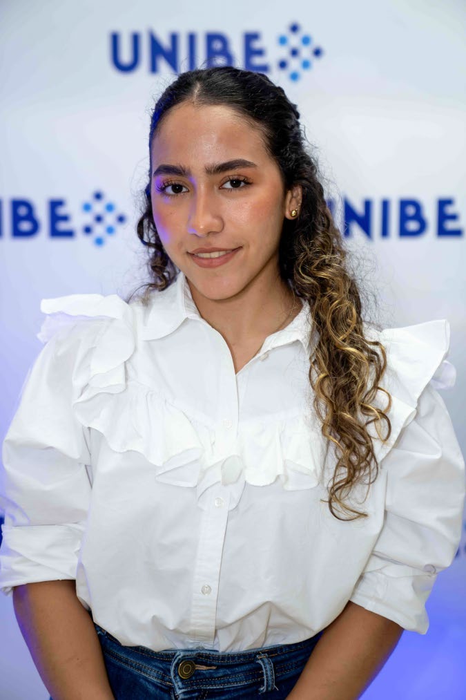 Ivana Sofía Acosta Beato